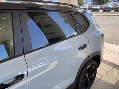 2026 Volkswagen Taos SE Black
