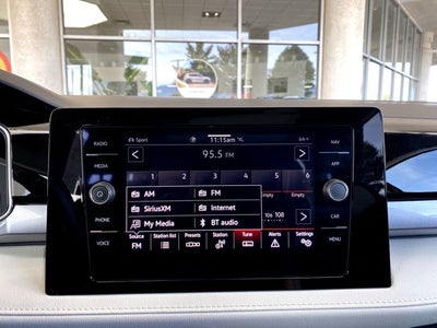 2025 Volkswagen Taos 1.5T SEL