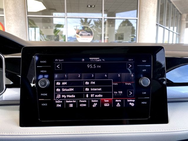 2025 Volkswagen Taos 1.5T SEL