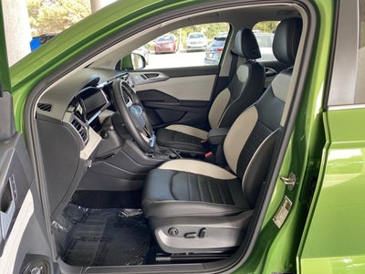 2025 Volkswagen Taos 1.5T SEL