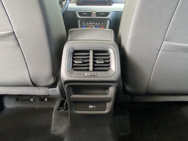 2025 Volkswagen Taos 1.5T SEL