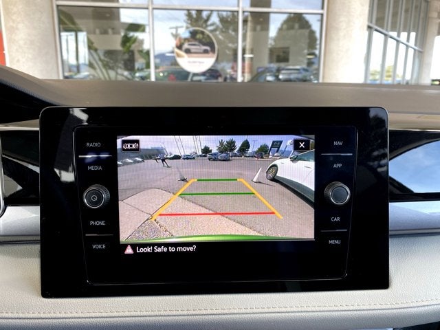 2025 Volkswagen Taos 1.5T SEL