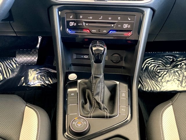 2025 Volkswagen Taos 1.5T SEL