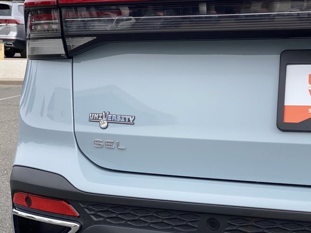 2026 Volkswagen Taos SEL