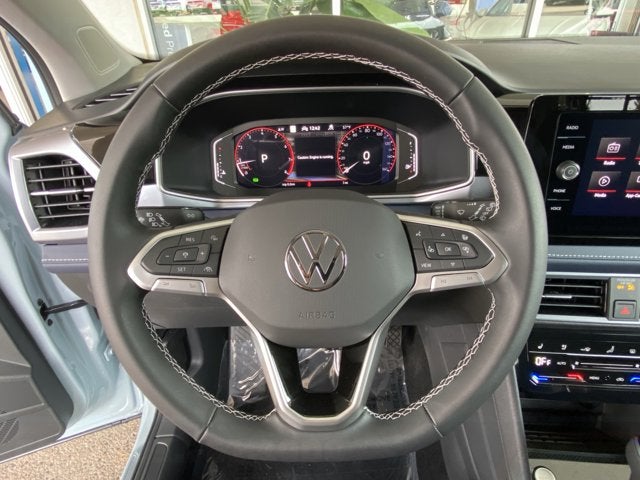 2026 Volkswagen Taos SEL