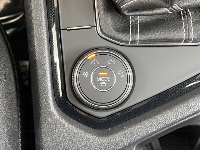 2026 Volkswagen Taos SEL