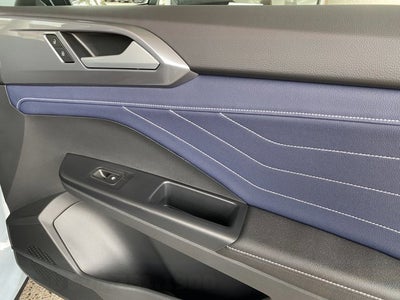 2026 Volkswagen Taos SEL