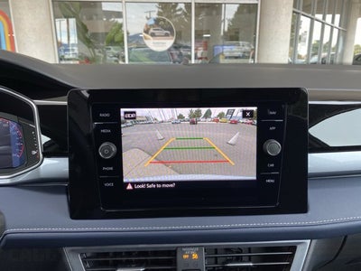 2026 Volkswagen Taos SEL