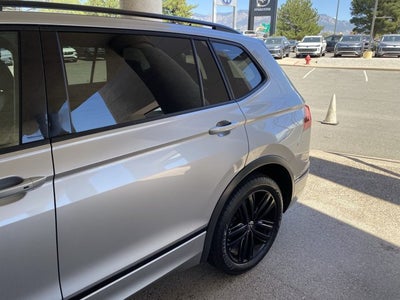 2022 Volkswagen Tiguan 2.0T SE R-Line Black