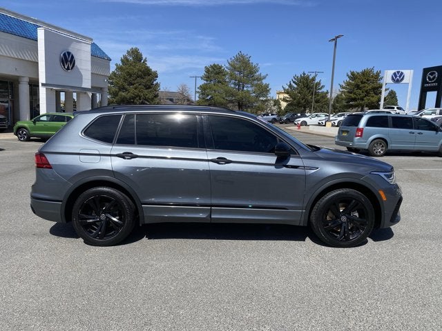 2023 Volkswagen Tiguan 2.0T SE R-Line Black