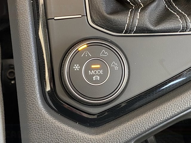 2025 Volkswagen Taos S