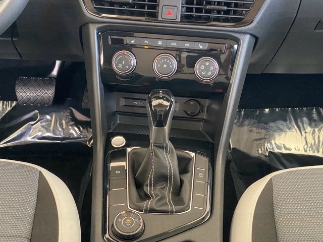 2025 Volkswagen Taos S