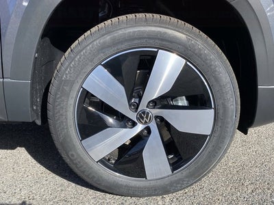 2025 Volkswagen Taos S