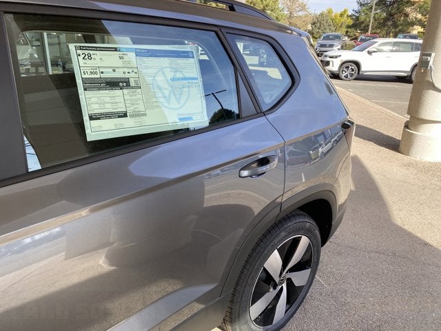 2025 Volkswagen Taos S