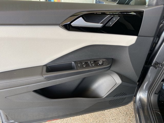 2025 Volkswagen Taos S