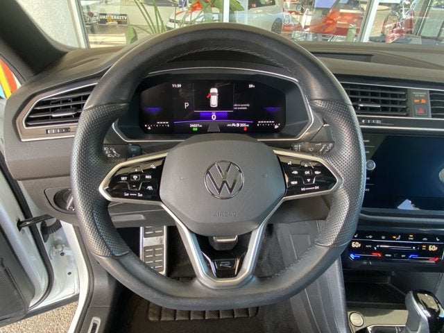 2024 Volkswagen Tiguan 2.0T SE R-Line Black