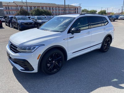 2024 Volkswagen Tiguan 2.0T SE R-Line Black