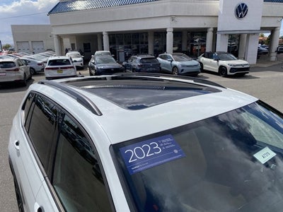 2023 Volkswagen Tiguan 2.0T SE R-Line Black