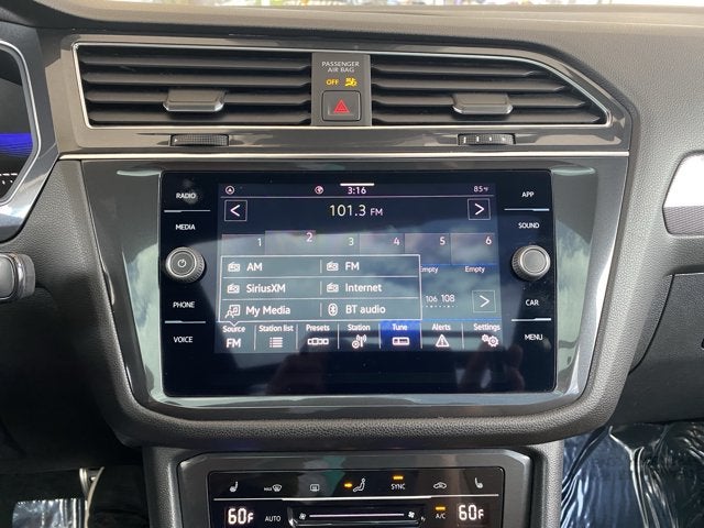 2023 Volkswagen Tiguan 2.0T SE R-Line Black
