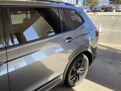 2022 Volkswagen Tiguan 2.0T SE R-Line Black
