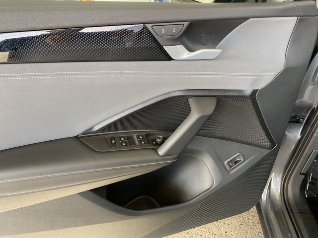 2025 Volkswagen Tiguan SE