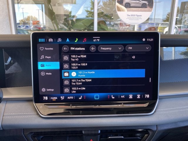 2025 Volkswagen Tiguan SE