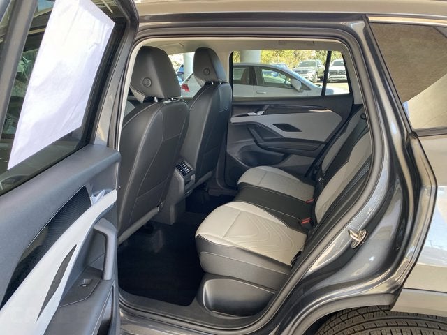 2025 Volkswagen Tiguan SE