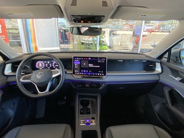 2025 Volkswagen Tiguan 2.0T SE