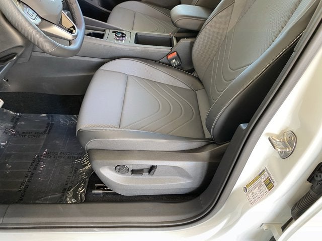 2025 Volkswagen Tiguan SE R-Line Black