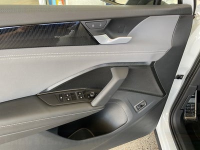 2025 Volkswagen Tiguan SE R-Line Black