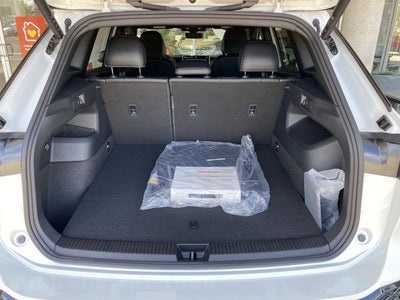 2025 Volkswagen Tiguan SE R-Line Black