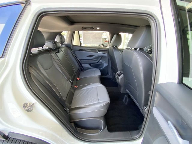 2025 Volkswagen Tiguan SE R-Line Black