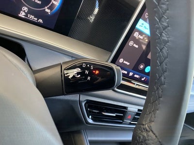 2025 Volkswagen Tiguan SE R-Line Black