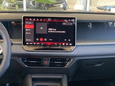 2025 Volkswagen Tiguan SE R-Line Black