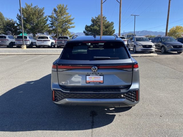 2025 Volkswagen Tiguan SE R-Line Black