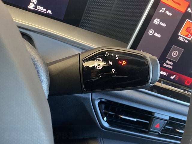 2025 Volkswagen Tiguan SE R-Line Black