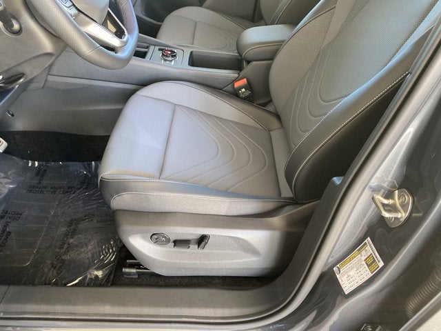 2025 Volkswagen Tiguan SE R-Line Black