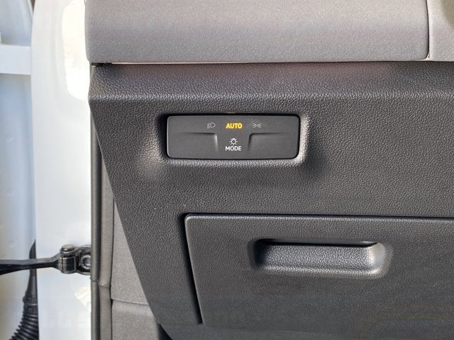 2025 Volkswagen Tiguan SE R-Line Black