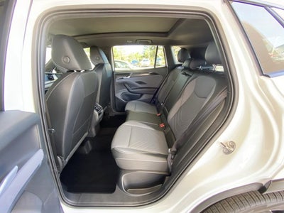 2025 Volkswagen Tiguan SE R-Line Black