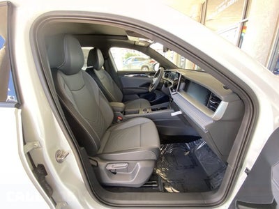 2025 Volkswagen Tiguan SE R-Line Black