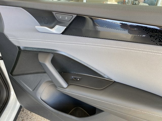 2025 Volkswagen Tiguan SE R-Line Black