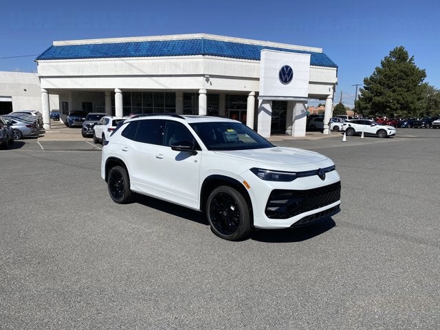 2025 Volkswagen Tiguan SE R-Line Black