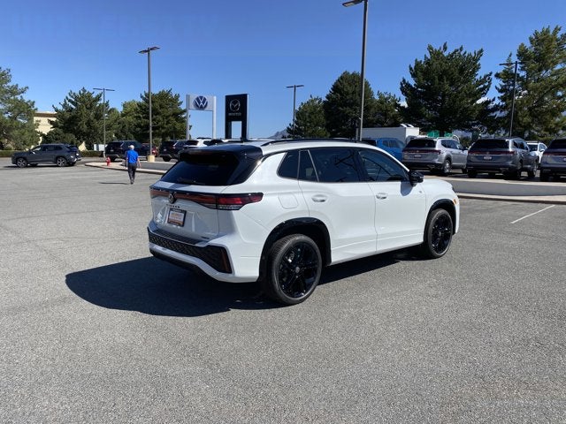 2025 Volkswagen Tiguan SE R-Line Black