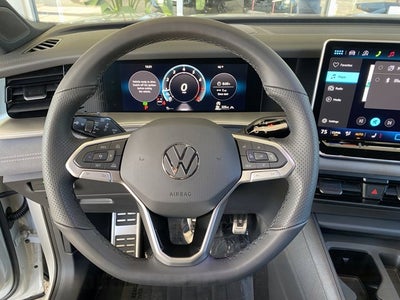 2026 Volkswagen Tiguan SE R-Line Black