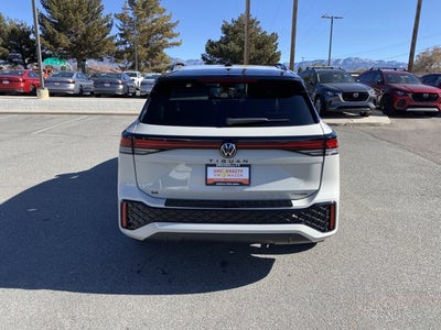 2026 Volkswagen Tiguan SE R-Line Black