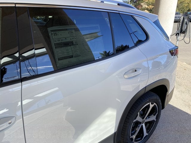 2025 Volkswagen Tiguan SE