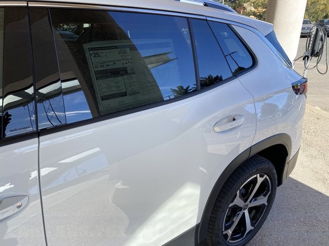 2025 Volkswagen Tiguan SE