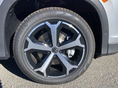 2025 Volkswagen Tiguan SE