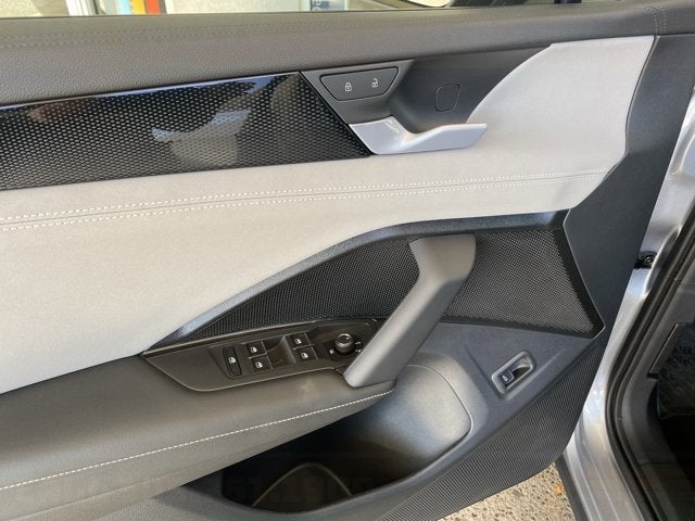 2025 Volkswagen Tiguan SE