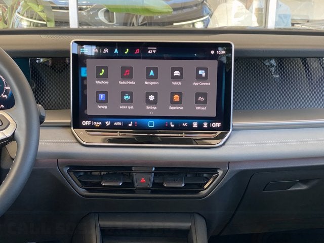 2025 Volkswagen Tiguan SE